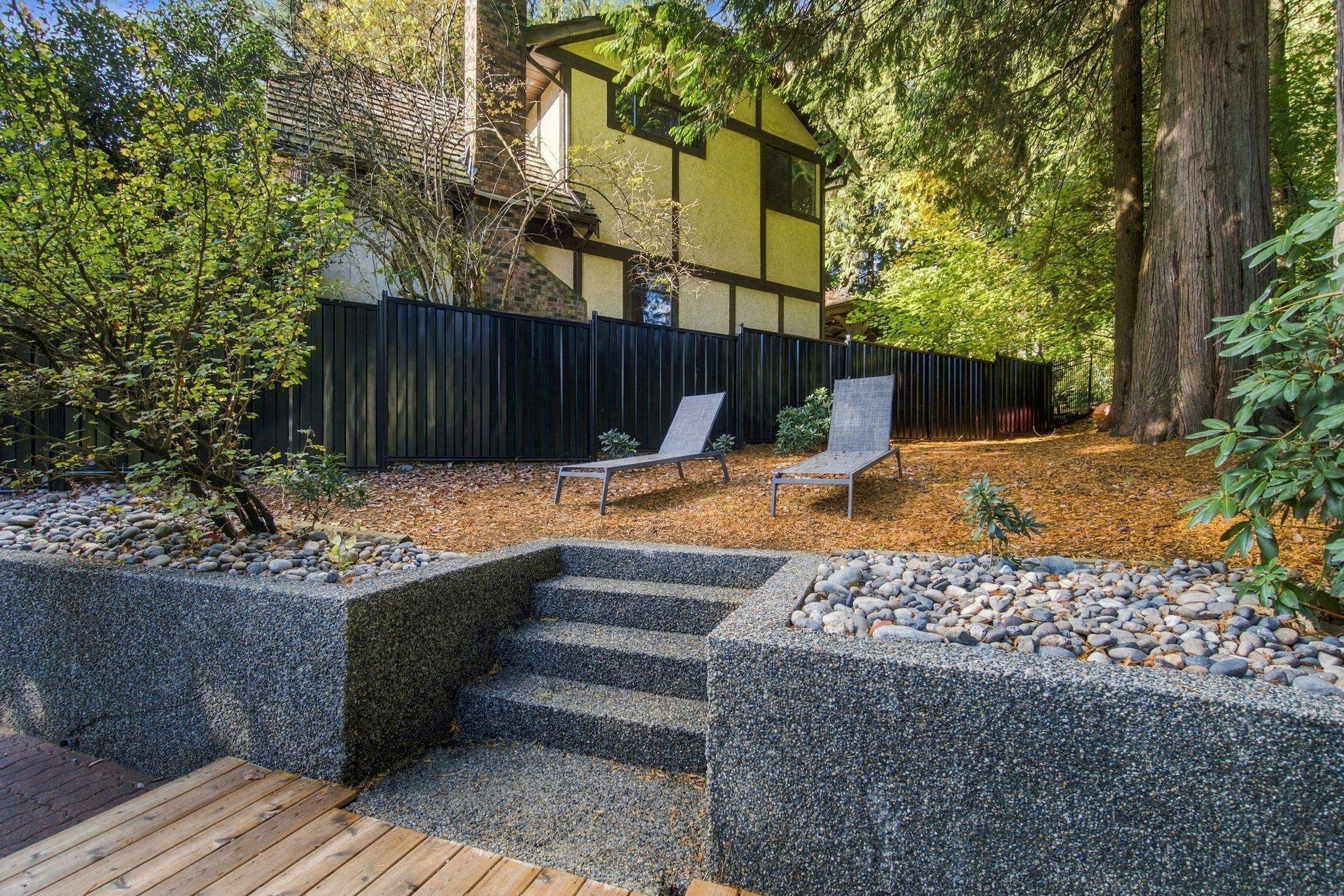 1383 Charter Hill Drive, Coquitlam, BC, V3E 1P1 - 32