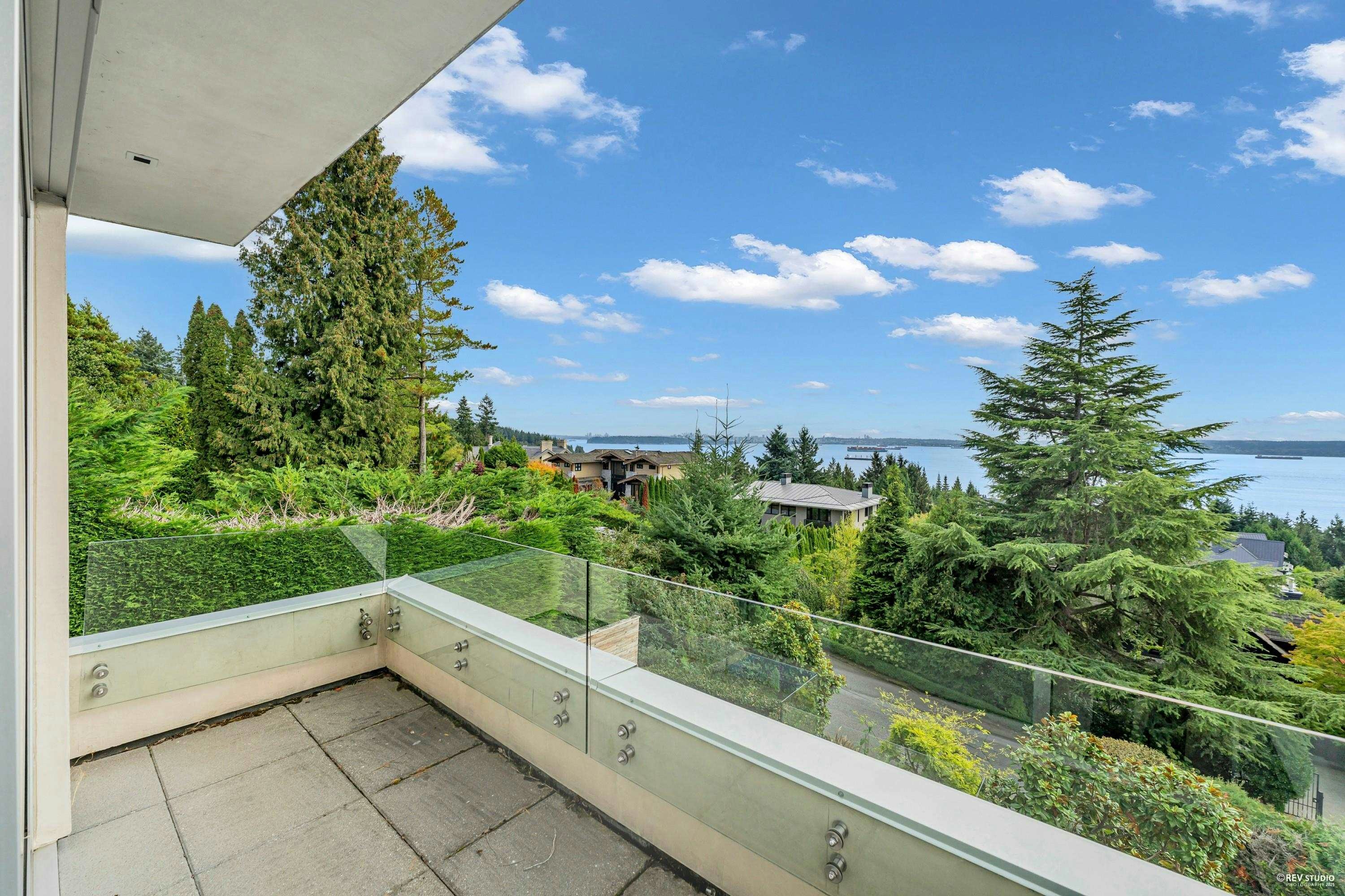 4313 Rockridge Road, West Vancouver, BC, V7W 1A6 - 14