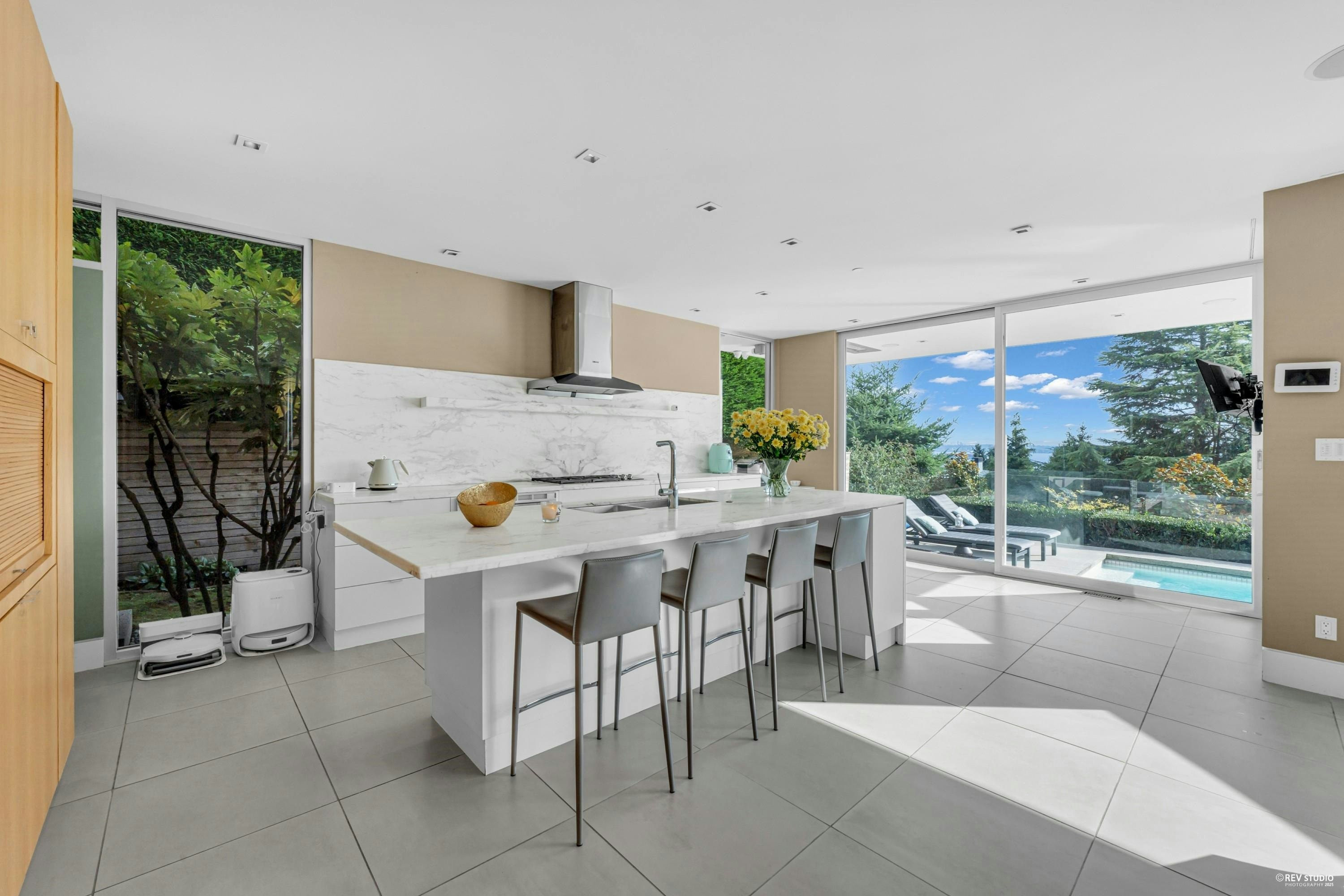 4313 Rockridge Road, West Vancouver, BC, V7W 1A6 - 26