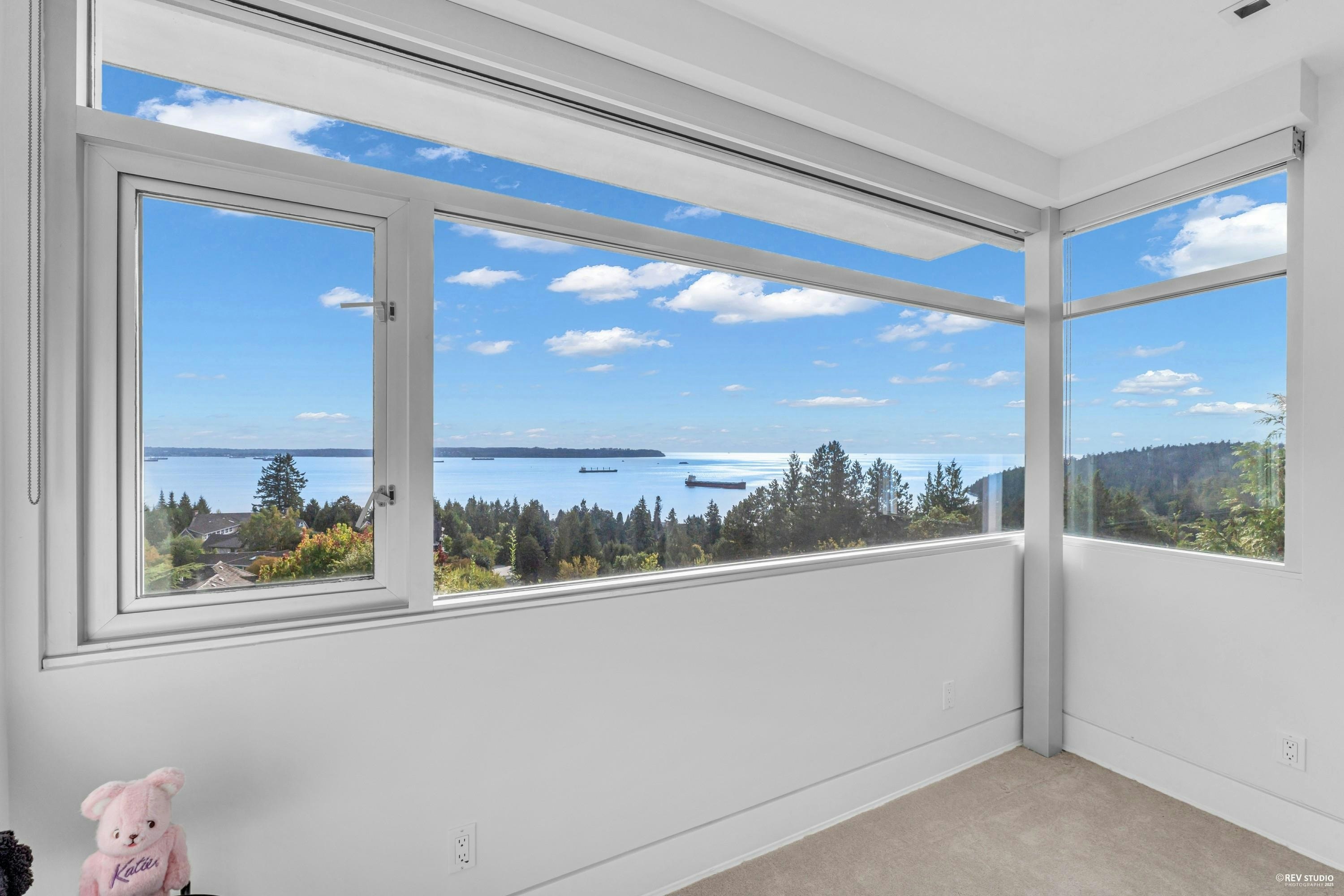 4313 Rockridge Road, West Vancouver, BC, V7W 1A6 - 22