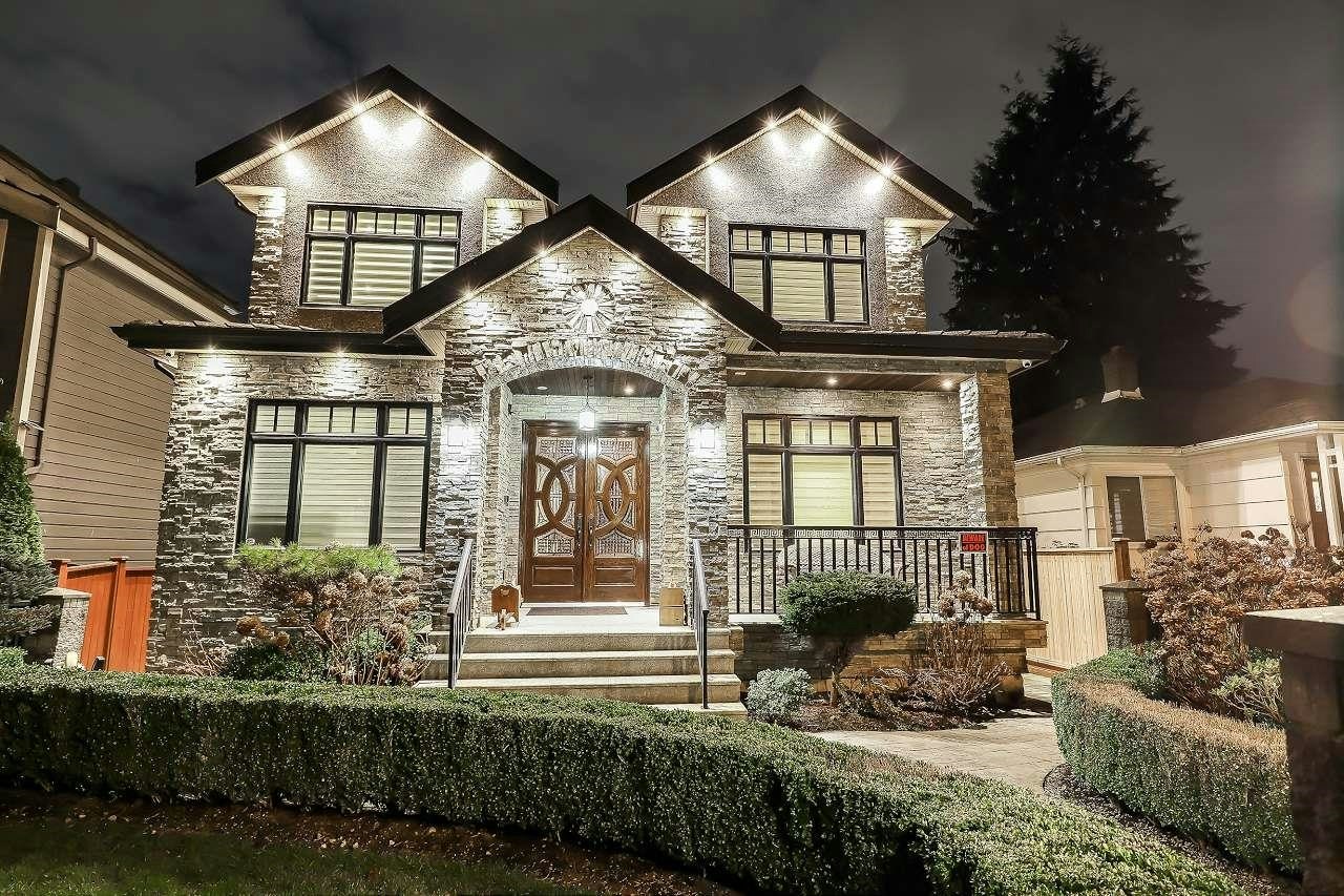 66 W 44th Avenue, Vancouver, BC, V5Y 2V1