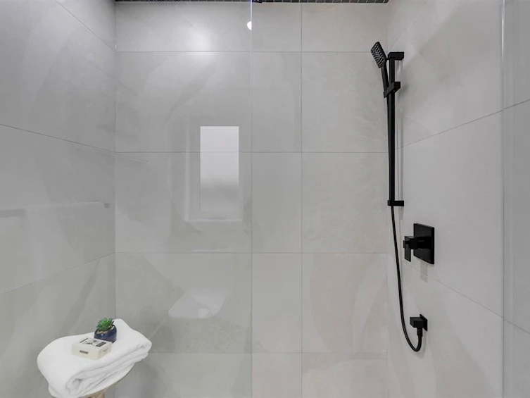 2-2888 E 6th Avenue, Vancouver, BC, V5M 1R8 - 25