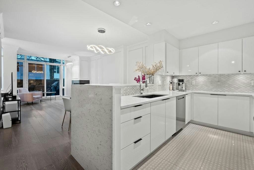 493 Broughton Street, Vancouver, BC, V6G 3E8 - 16