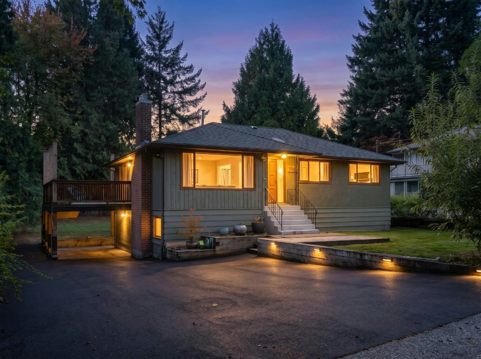 1561 Merlynn Crescent, North Vancouver, BC, V7J 2X9