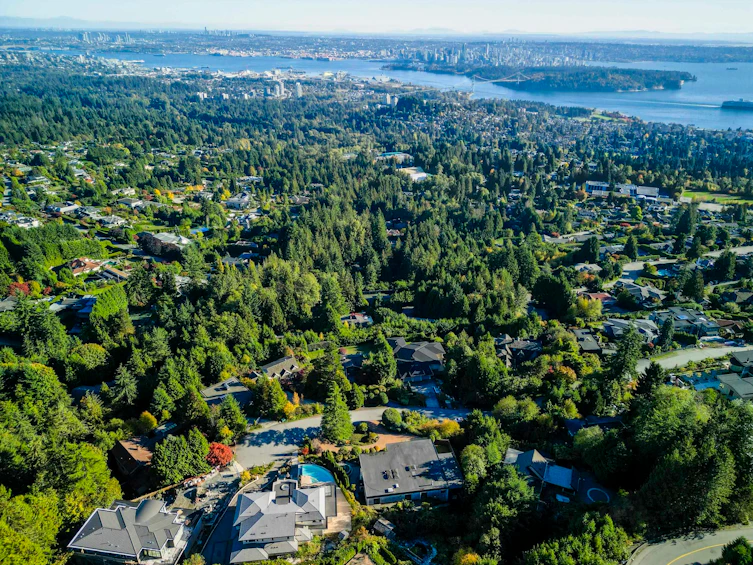 1439 Sandhurst Place, West Vancouver, BC, V7X 2P4 - 38