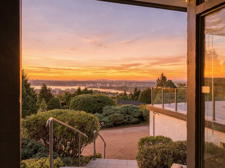 1439 Sandhurst Place, West Vancouver, BC, V7X 2P4 - 5