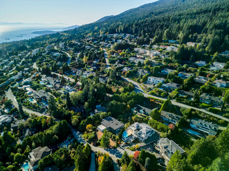 1439 Sandhurst Place, West Vancouver, BC, V7X 2P4 - 39