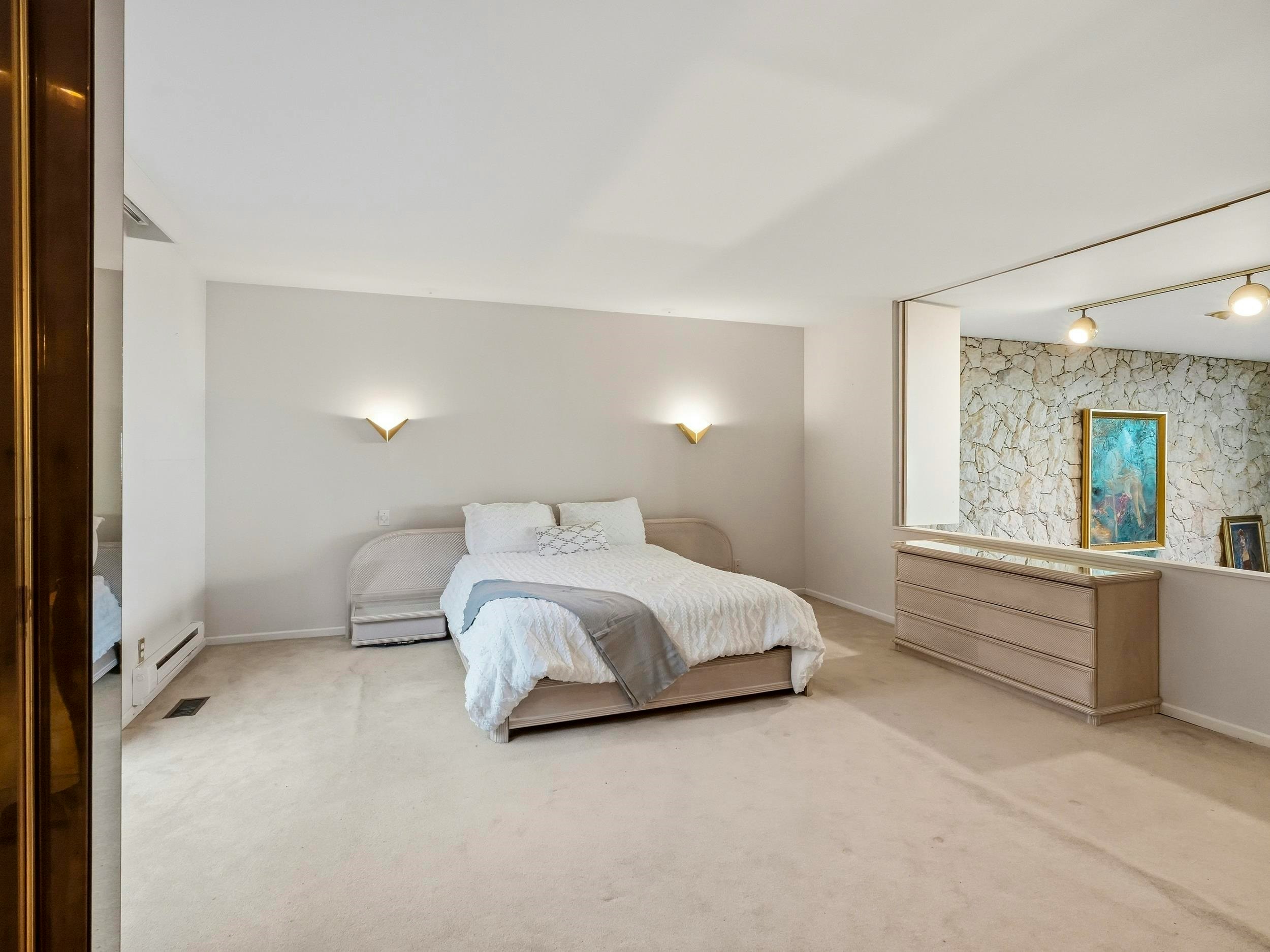 1439 Sandhurst Place, West Vancouver, BC, V7X 2P4 - 22