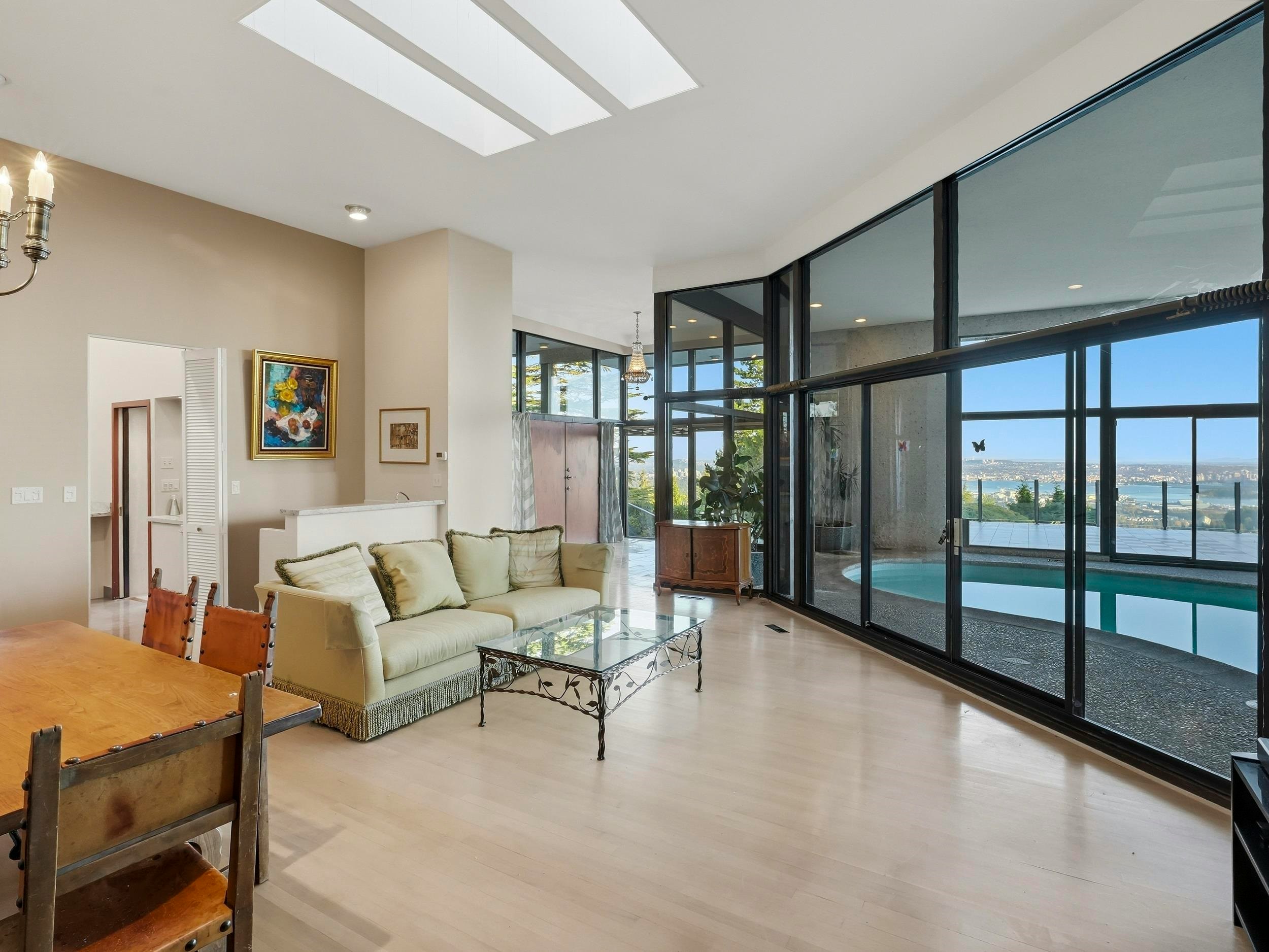 1439 Sandhurst Place, West Vancouver, BC, V7X 2P4 - 12