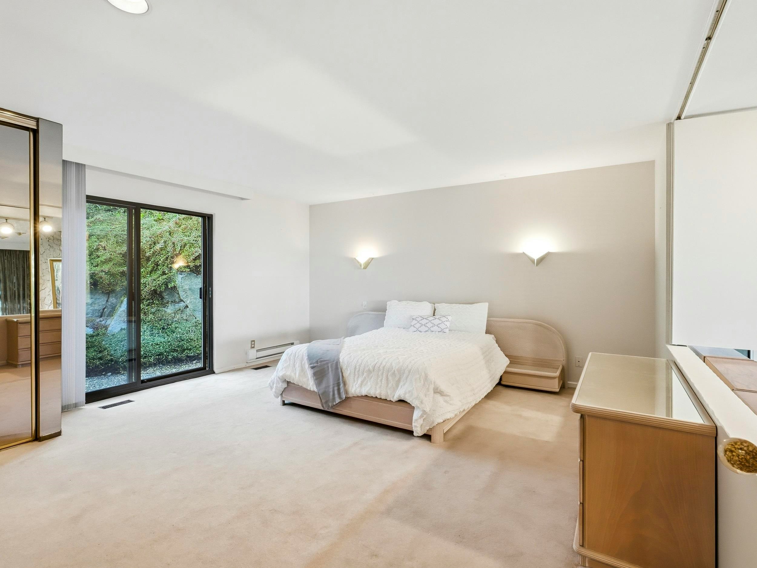 1439 Sandhurst Place, West Vancouver, BC, V7X 2P4 - 23