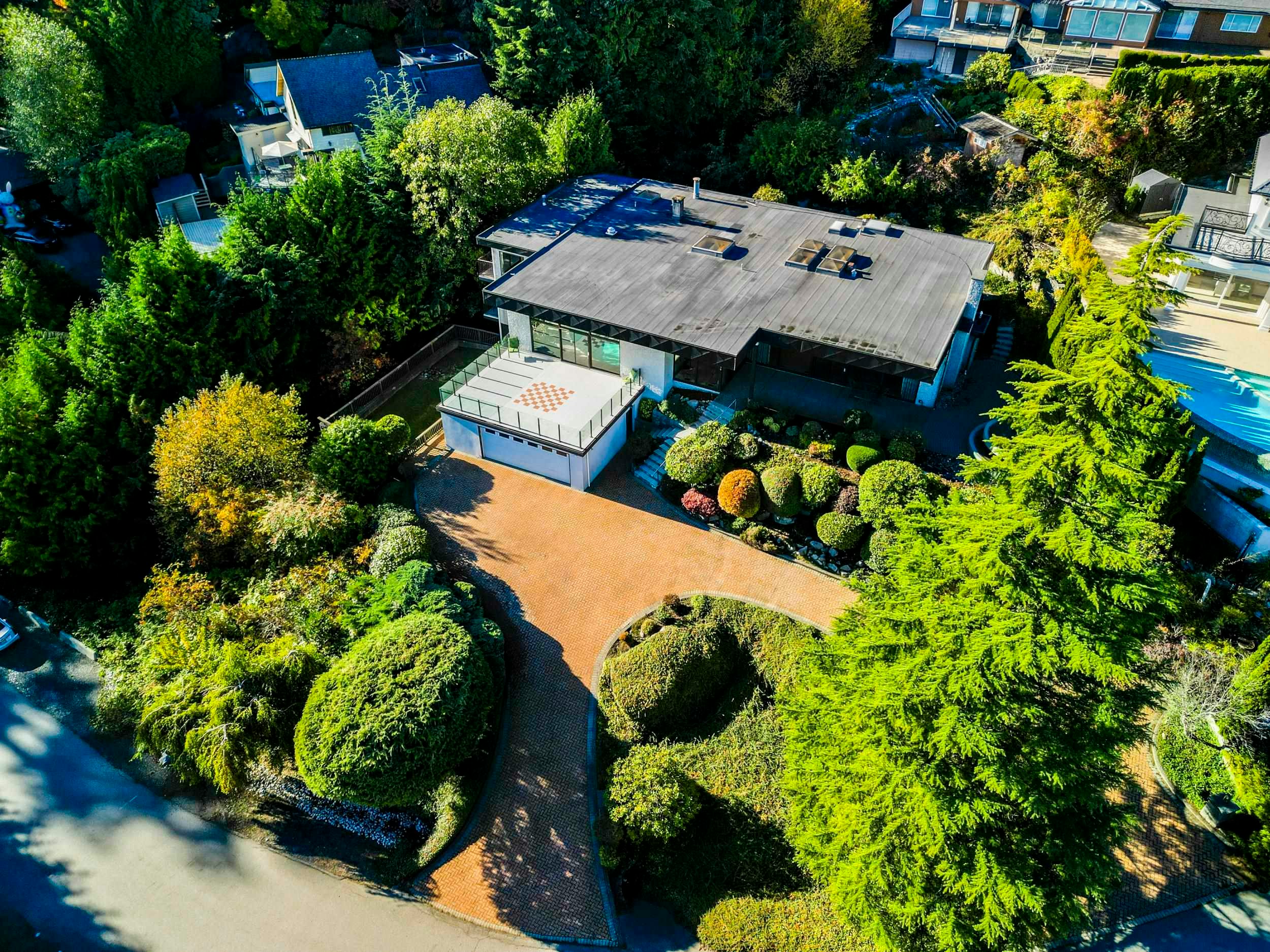 1439 Sandhurst Place, West Vancouver, BC, V7X 2P4 - 36
