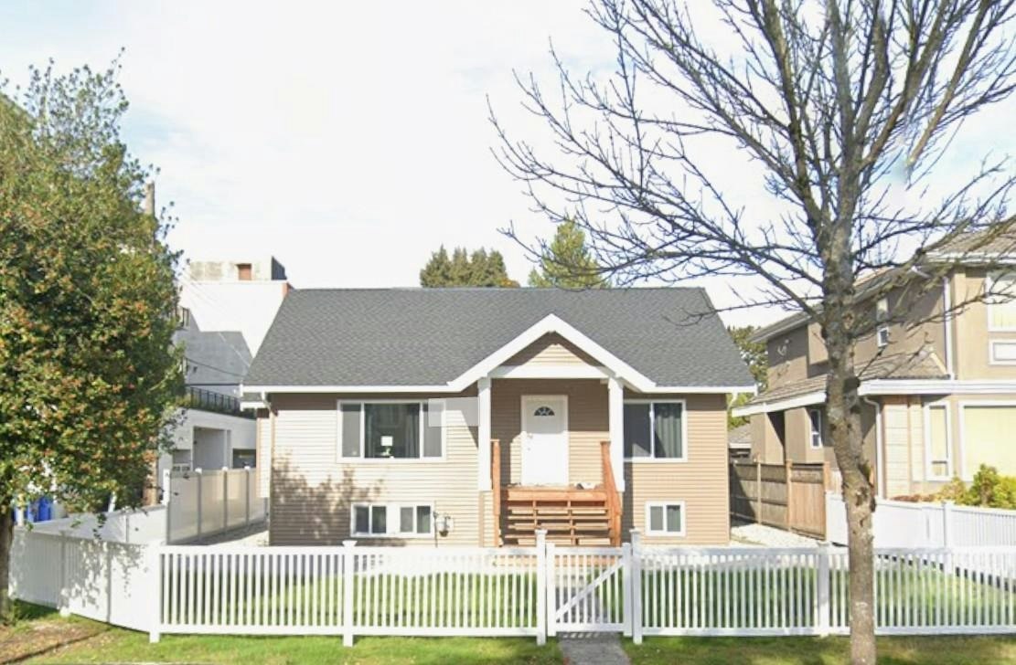 2079 W 46th Avenue, Vancouver, BC, V6M 2K8