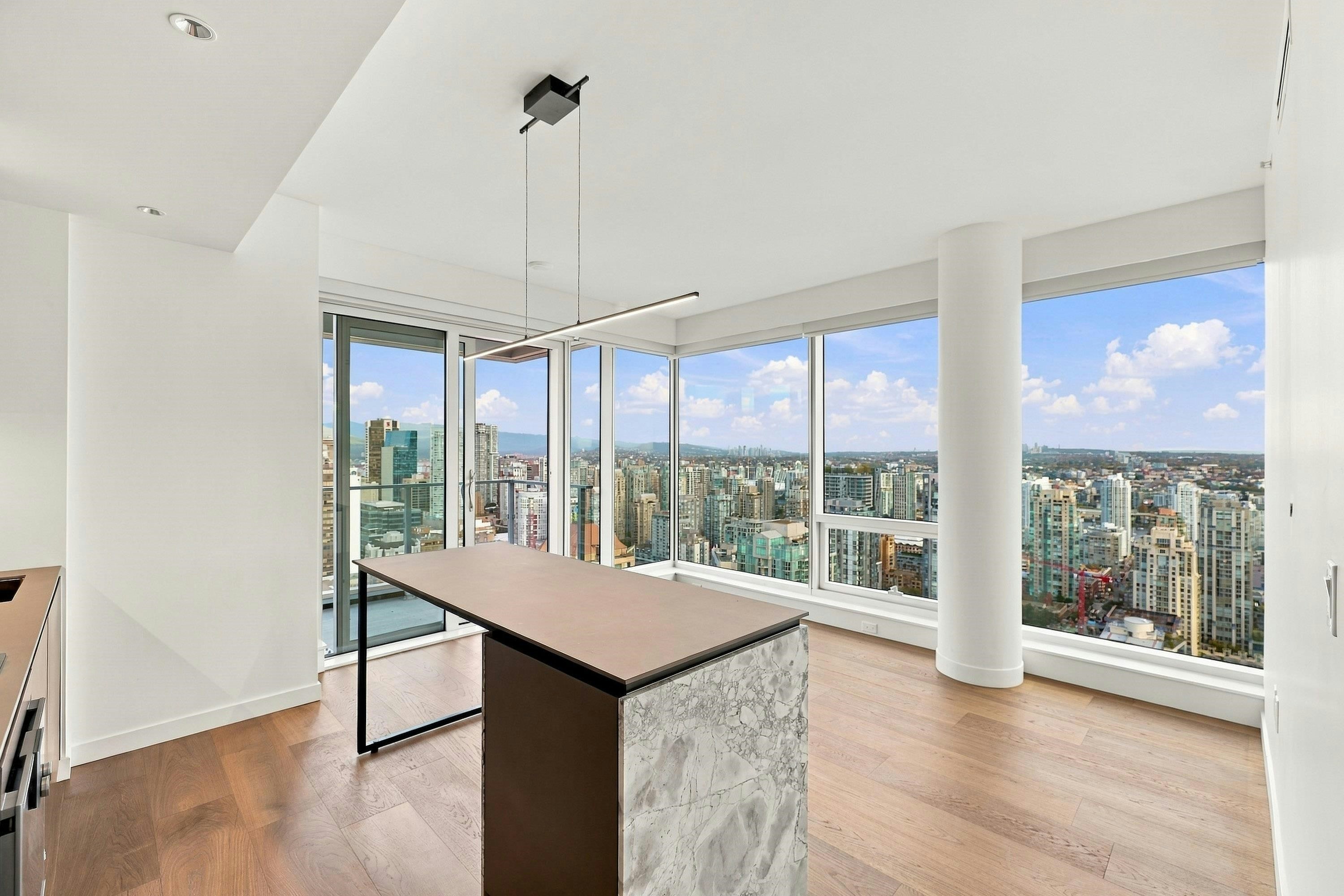 3303-1277 Hornby Street, Vancouver, BC, V6Z 1W2