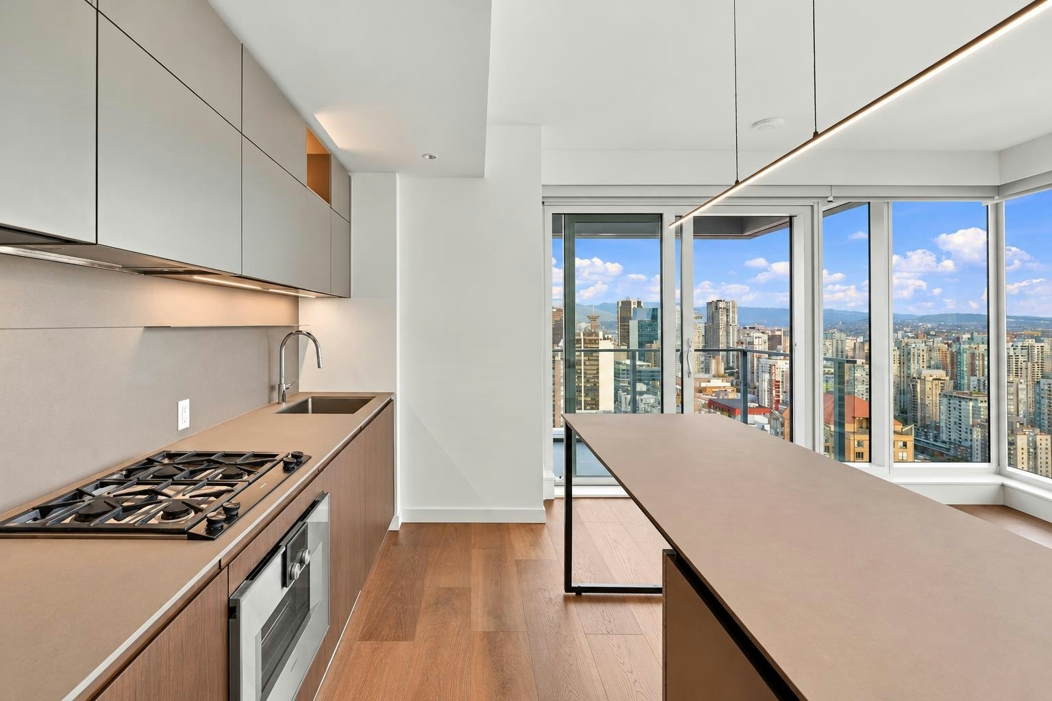3303-1277 Hornby Street, Vancouver, BC, V6Z 1W2 - 4