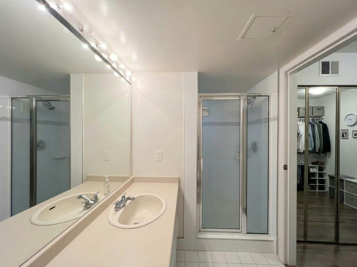 203-3720 W 8th Avenue, Vancouver, BC, V6R 1Z3 - 10