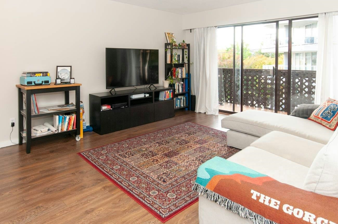 210-120 E 4th, North Vancouver, BC, V7L 1H6 - 7