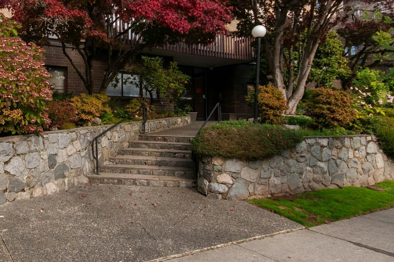 210-120 E 4th, North Vancouver, BC, V7L 1H6 - 2