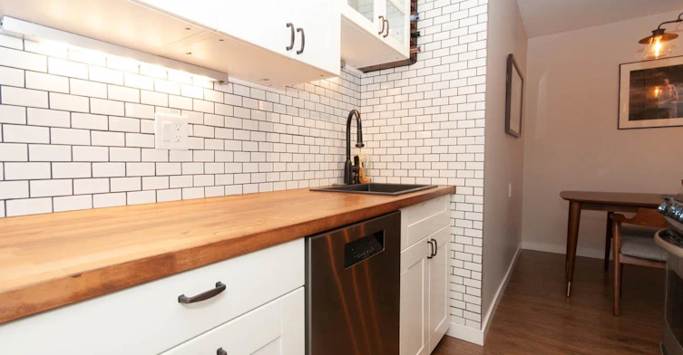 210-120 E 4th, North Vancouver, BC, V7L 1H6 - 15