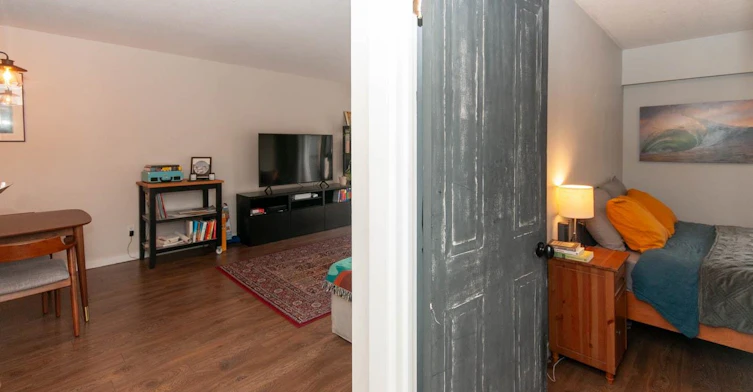 210-120 E 4th, North Vancouver, BC, V7L 1H6 - 6
