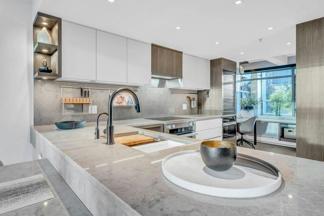 PH5-1688 Robson Street, Vancouver, BC, V6G 1C7 - 8