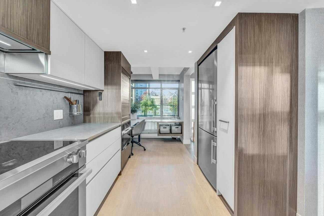 PH5-1688 Robson Street, Vancouver, BC, V6G 1C7 - 10