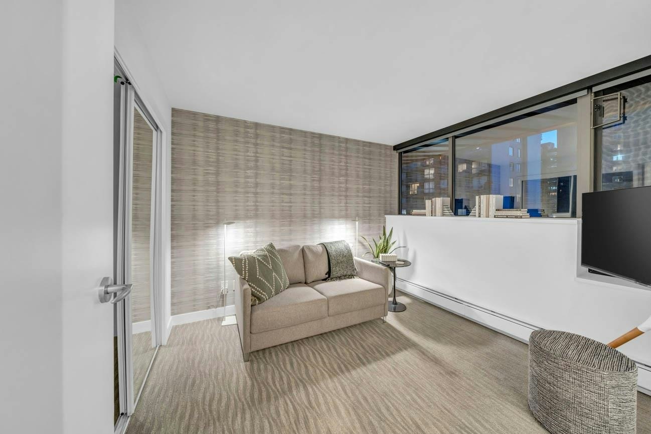 PH5-1688 Robson Street, Vancouver, BC, V6G 1C7 - 39