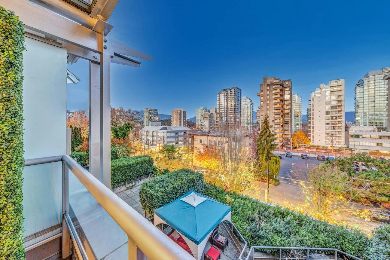 PH5-1688 Robson Street, Vancouver, BC, V6G 1C7 - 31