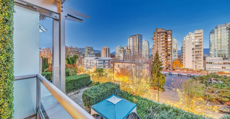 PH5-1688 Robson Street, Vancouver, BC, V6G 1C7 - 31