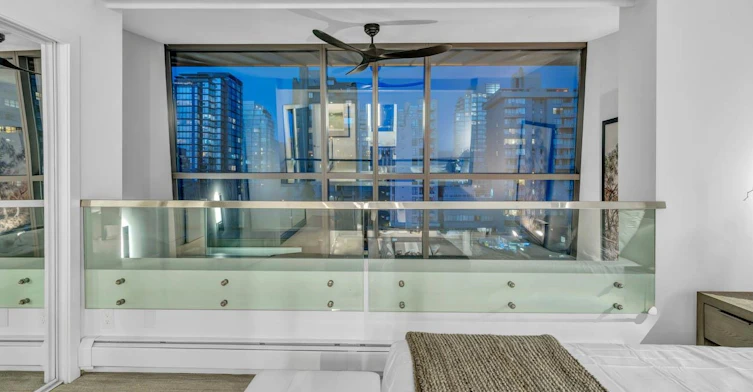 PH5-1688 Robson Street, Vancouver, BC, V6G 1C7 - 37