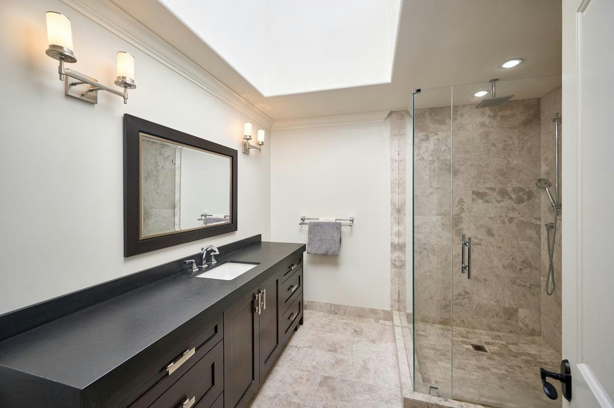 1373 Glenbrook Street, Coquitlam, BC, V3E 3G8 - 21