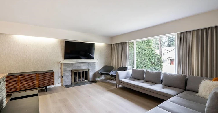8140 Hunter Street, Burnaby, BC, V5A 2B9 - 6