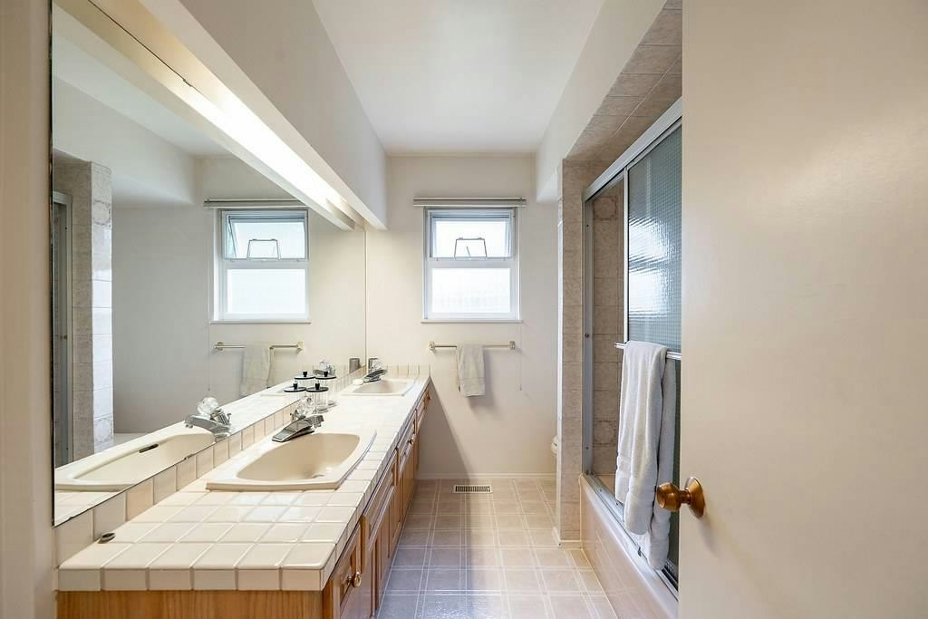 8140 Hunter Street, Burnaby, BC, V5A 2B9 - 13
