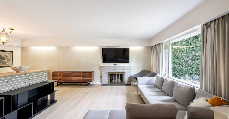 8140 Hunter Street, Burnaby, BC, V5A 2B9 - 7