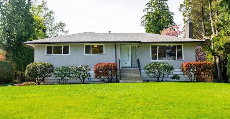 8140 Hunter Street, Burnaby, BC, V5A 2B9