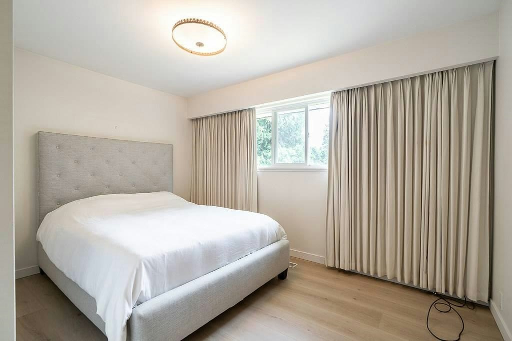 8140 Hunter Street, Burnaby, BC, V5A 2B9 - 14