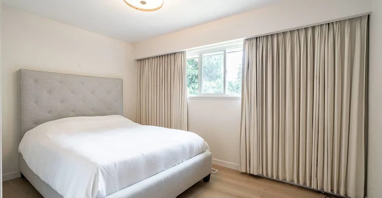 8140 Hunter Street, Burnaby, BC, V5A 2B9 - 14