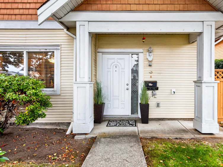 1-11331 Cambie Road, Richmond, BC, V6X 1L3 - 2