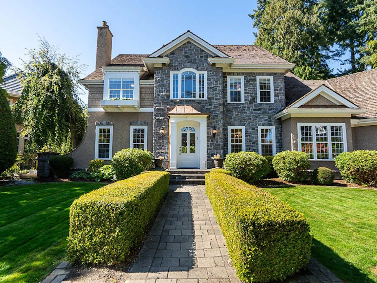 13761 22a Avenue, Surrey, BC, V4A 9V8
