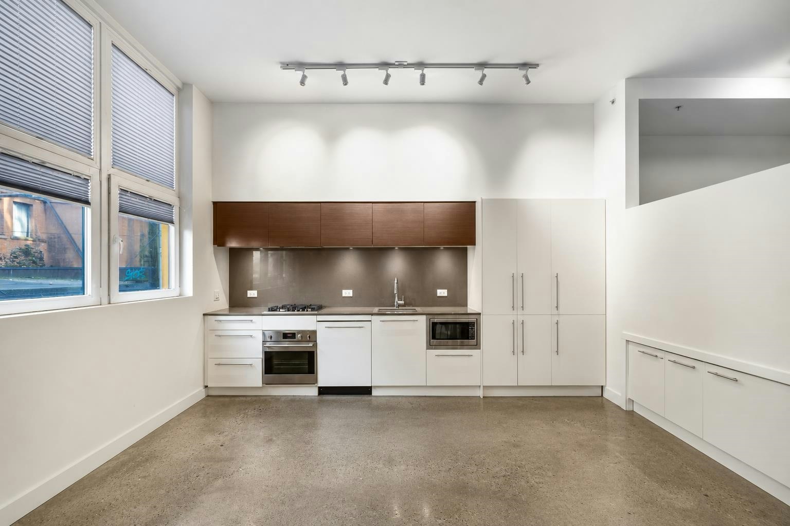 208-150 E Cordova Street - 4