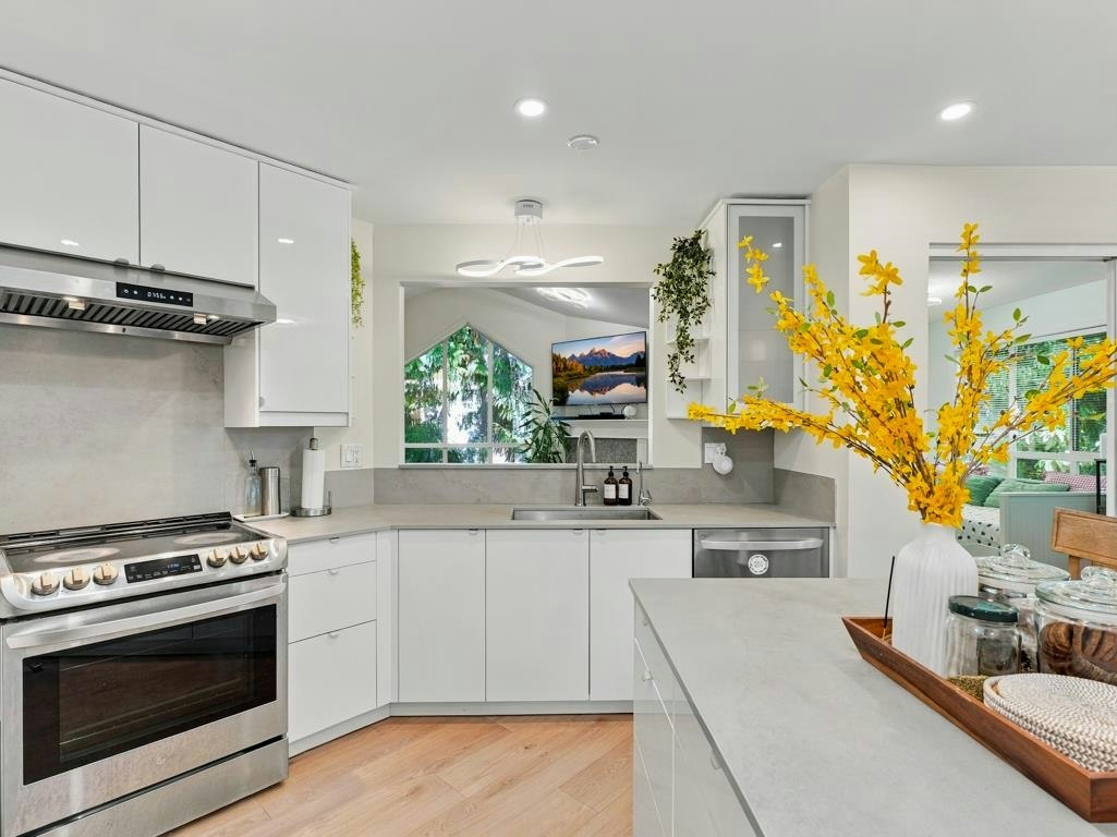 308-1150 Lynn Valley Road, North Vancouver, BC, V7J 1Z9 - 9
