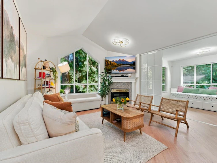 308-1150 Lynn Valley Road, North Vancouver, BC, V7J 1Z9 - 2