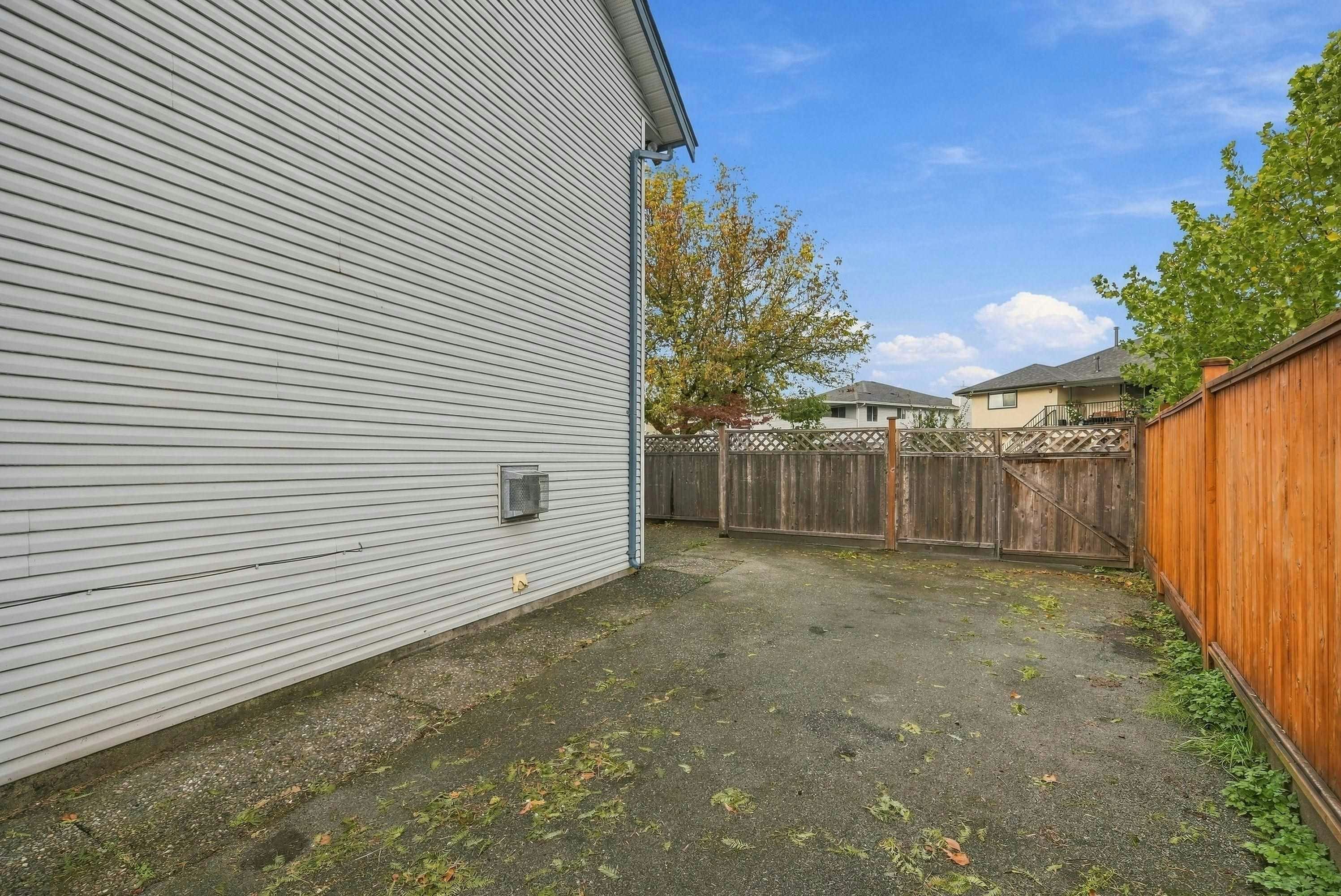 6375 187a Street, Surrey, BC, V3S 7W2 - 30