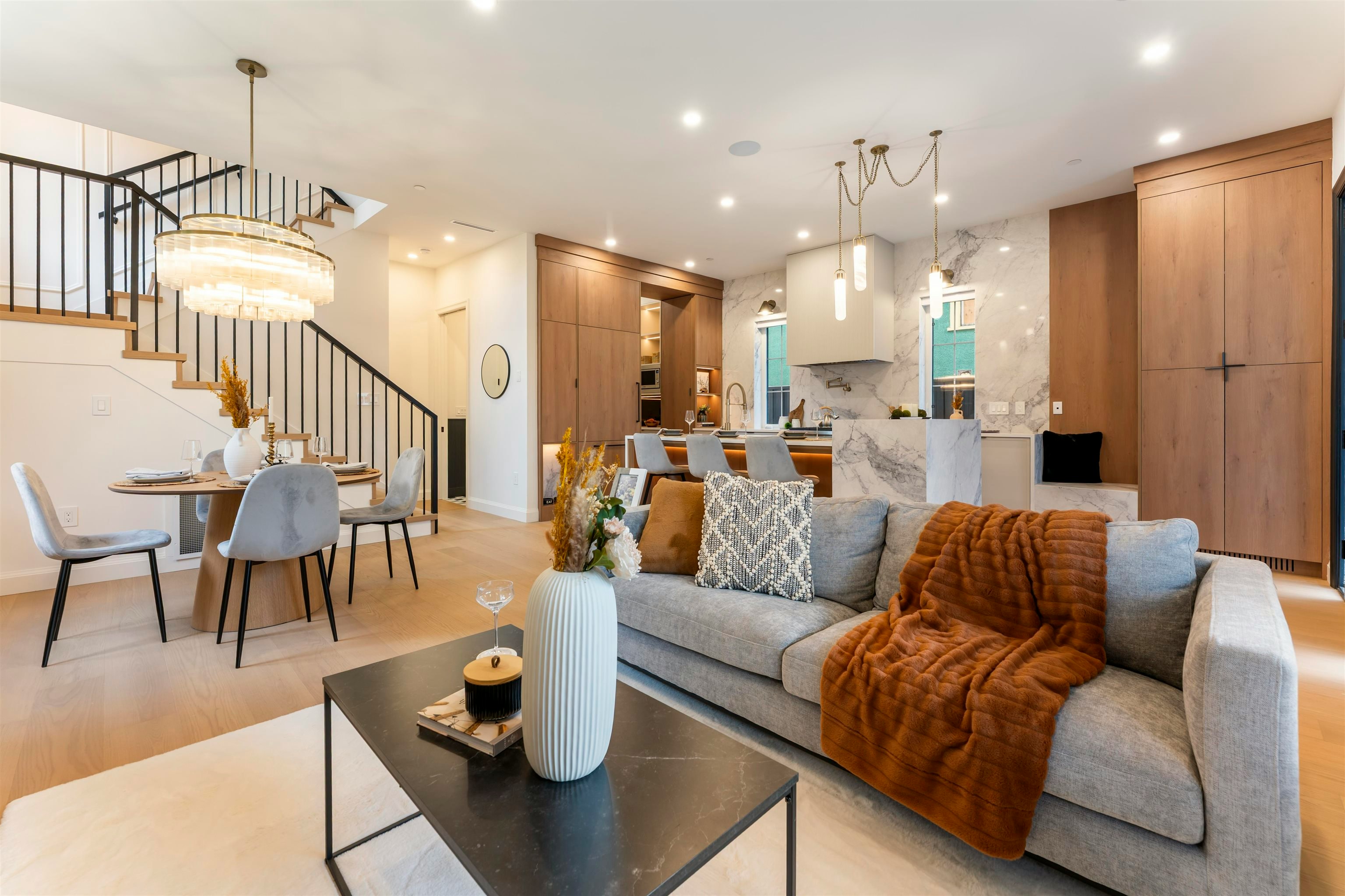 1-2256 E Pender Street, Vancouver, BC, V5L 1X4