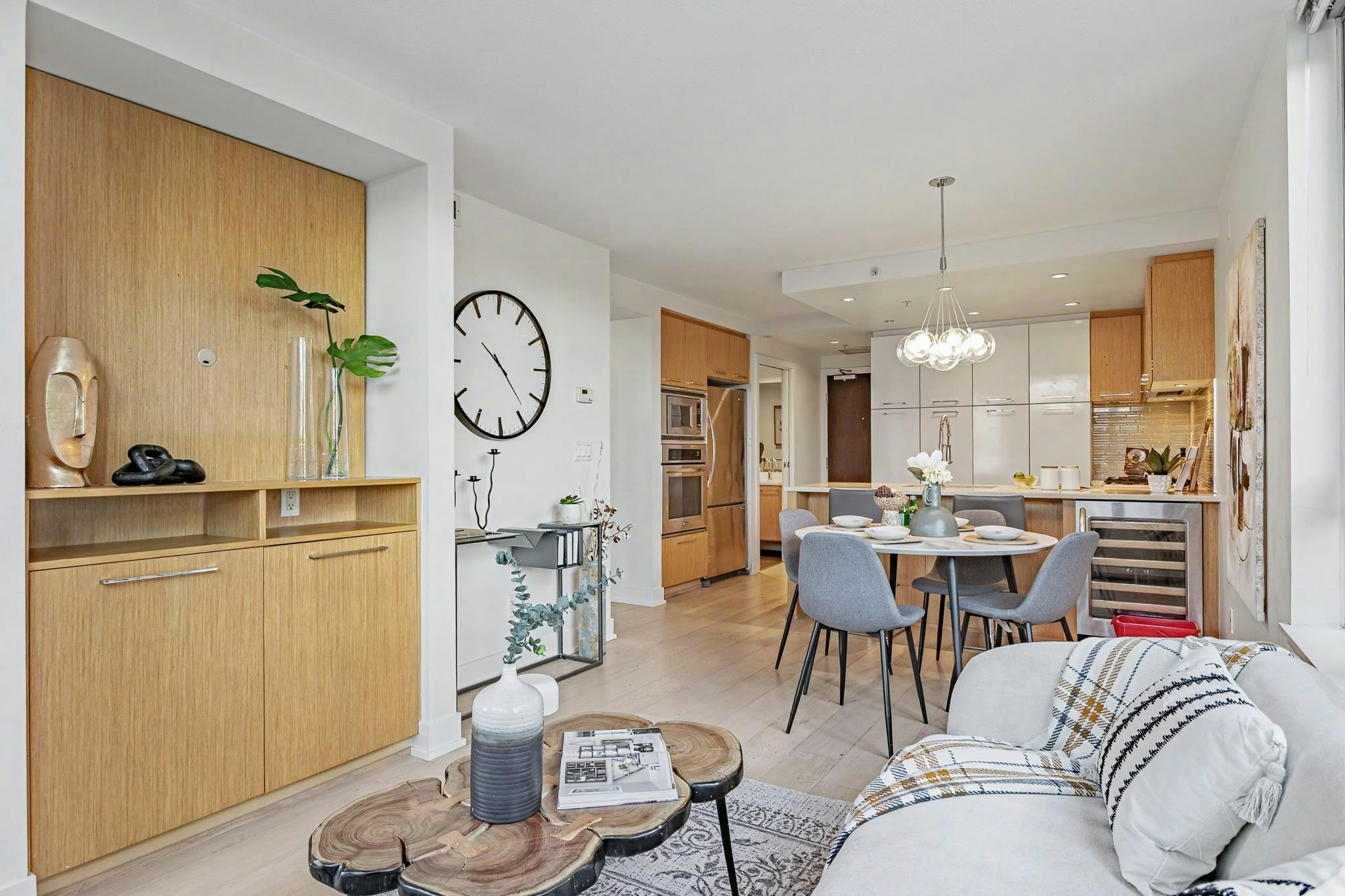 207-1680 W 4th Avenue, Vancouver, BC, V6J 0B7