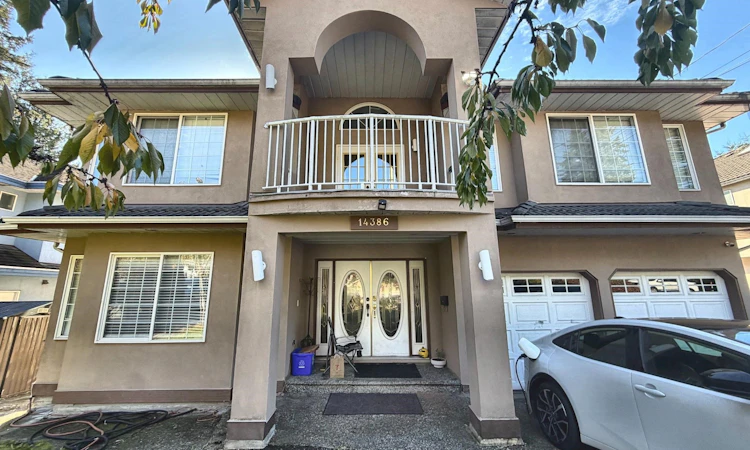 14386 68 Avenue