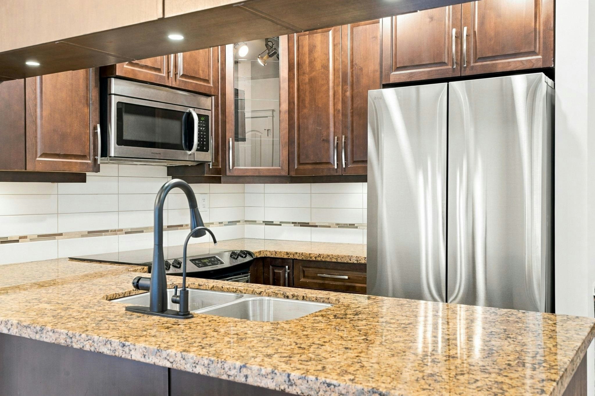 212-12525 190a Street, Pitt Meadows, BC, V3Y 0E1 - 8