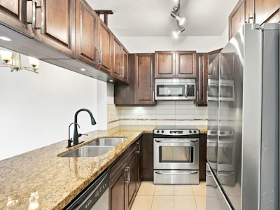 212-12525 190a Street - 3