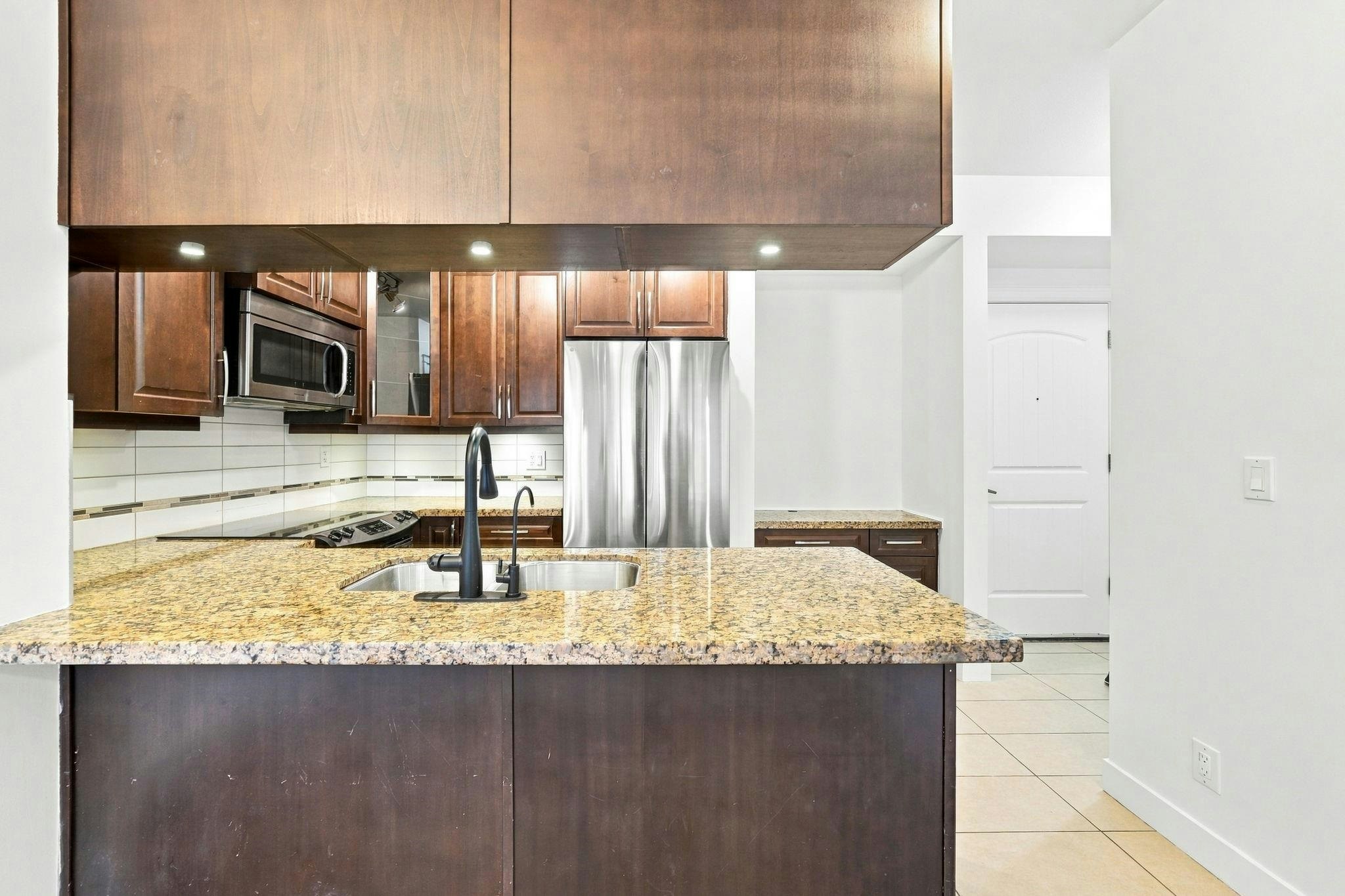 212-12525 190a Street, Pitt Meadows, BC, V3Y 0E1 - 6