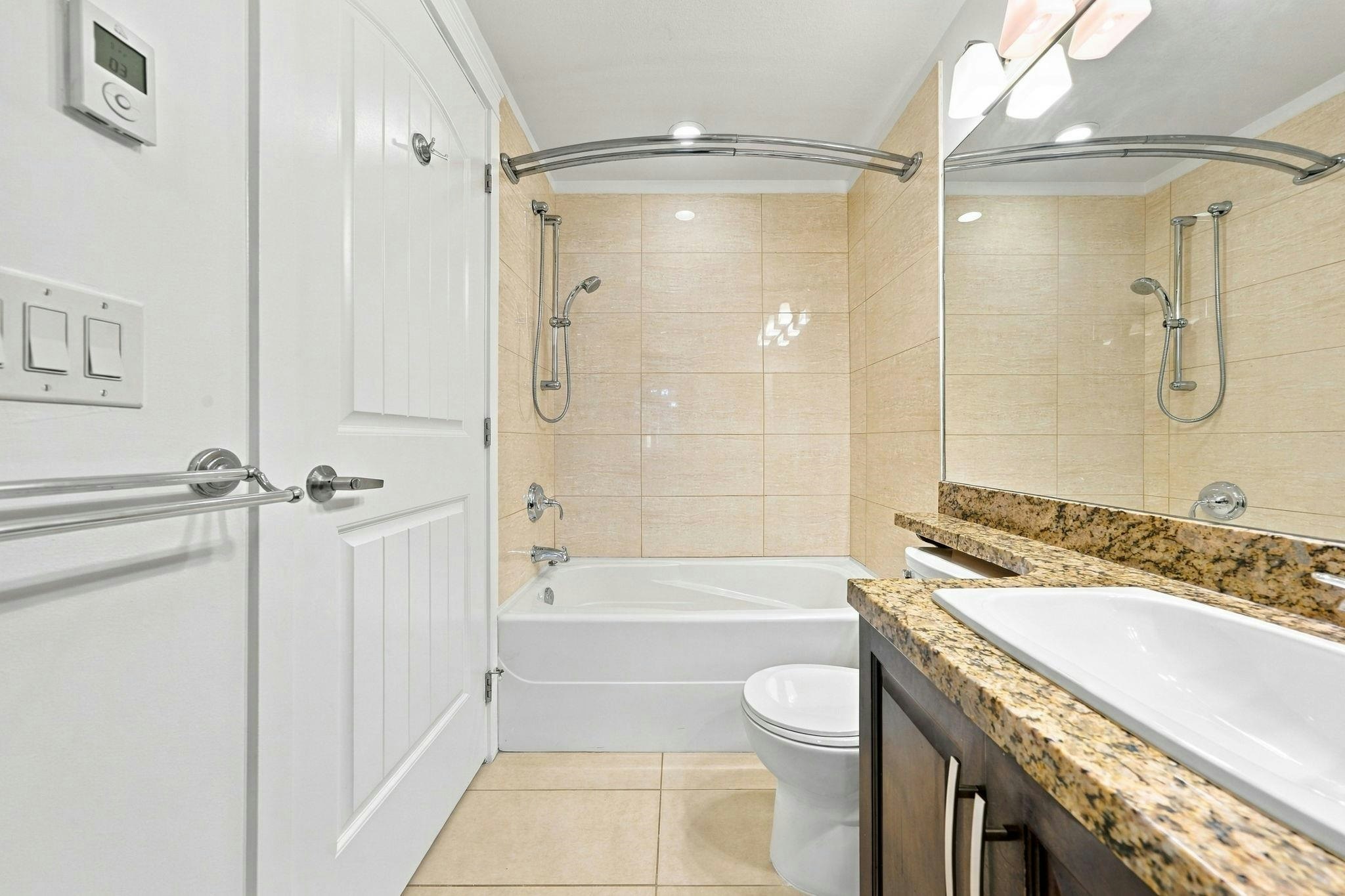 212-12525 190a Street, Pitt Meadows, BC, V3Y 0E1 - 24