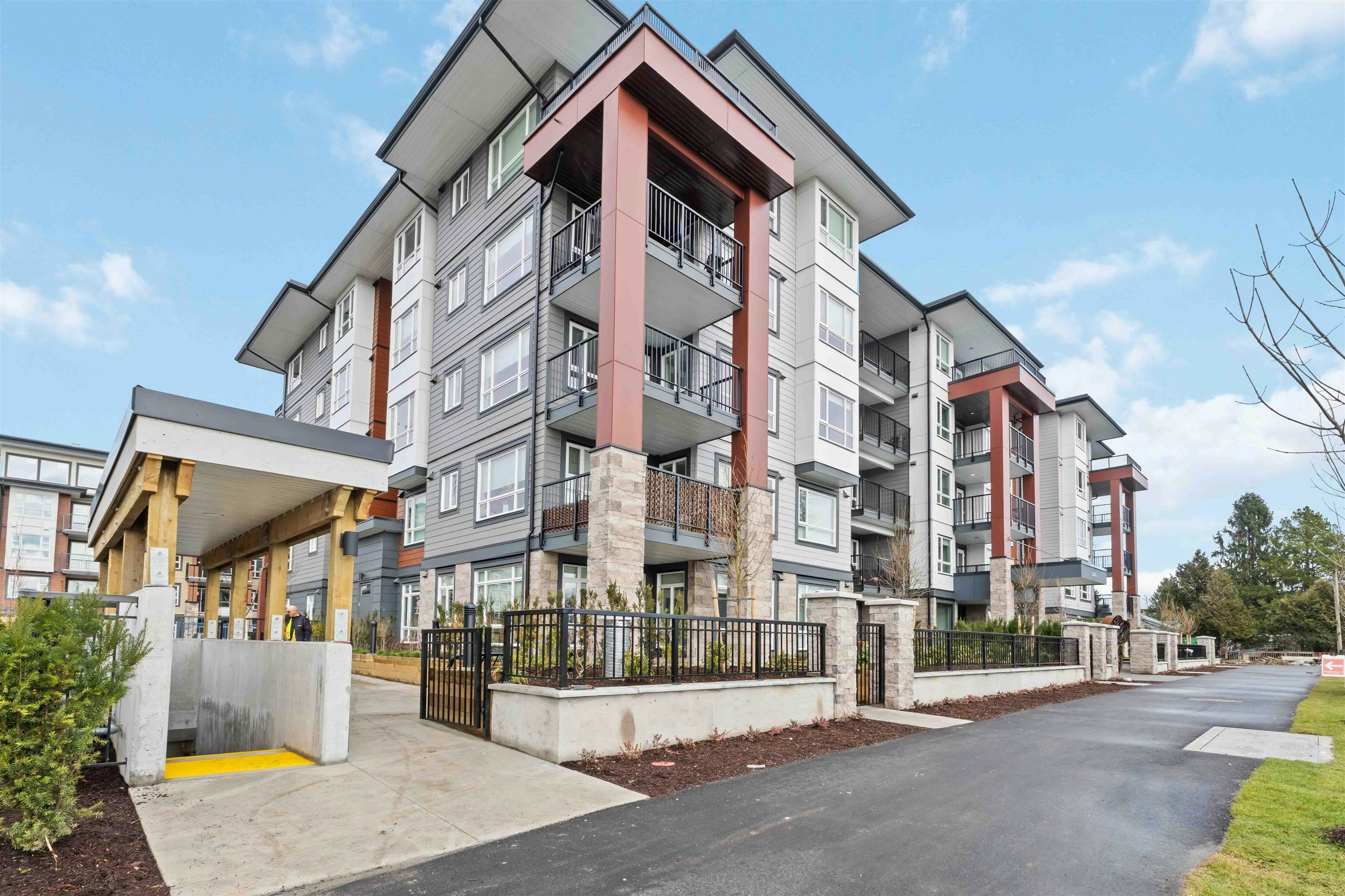 407-22575 Brown Avenue, Maple Ridge, BC, V3E 3N2 - 2
